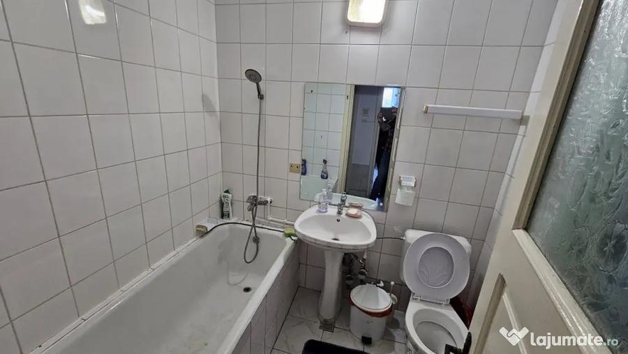 Apartament cu 2 camere decomandat în Ultracentral