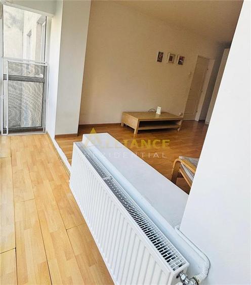 Apartament cu 3 camere decomandat în Tineretului