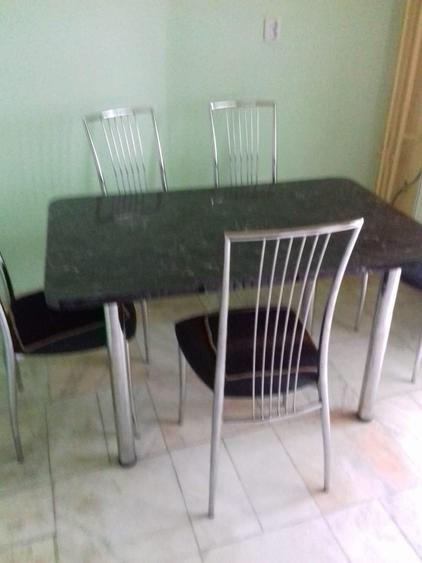 Apartament cu 3 camere decomandat în Nufărul