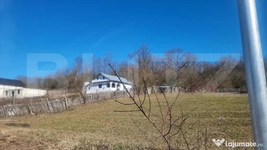 Casă cu 3 camere cu Teren 2000 Mp în Iordăcheanu