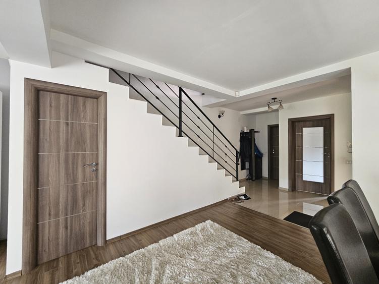 Duplex deosebit, P+E, 133 mp, foarte bine poziționat, Dumbrăvița, comision 0% - 7