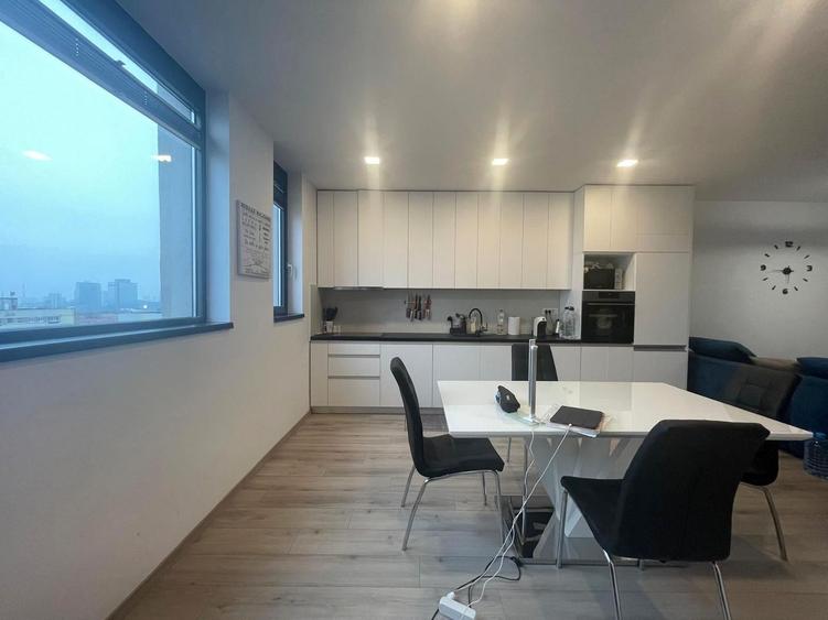 De vanzare, apartament cu 2 camere, - 12