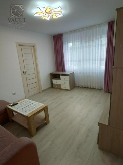 2 camere - renovat complet - zona Vest - Ploiesti - 2