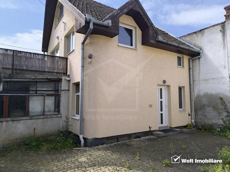 Casa Iris, 2 corpuri separate, 5 camere, 130 mp, 374 mp teren+ garaj, 95 mp - 9