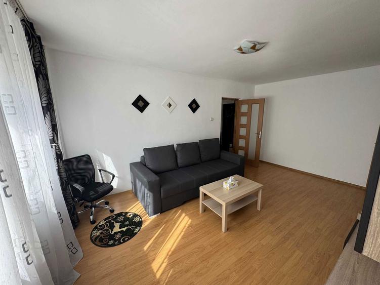 Inchiriez Ap. 2 camere Sos. Colentina 87 stradal, etaj 6/10 - 6