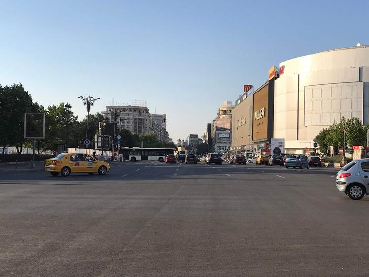 Restaurant functional – Afacere la cheie în Piața Unirii, București - 2