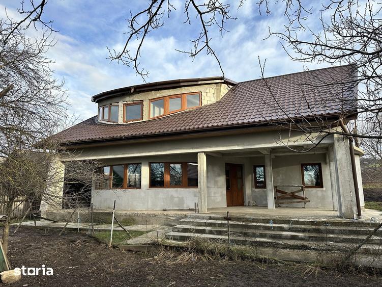 Casa P + M, 260 mp construc?ie + 2300 mp teren, Ionoseni (Bucecea) - 4