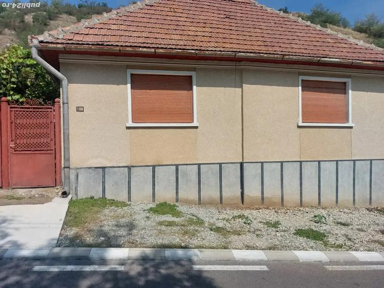 Vand casa cu gradina sat Bobalna Hunedoara - 1