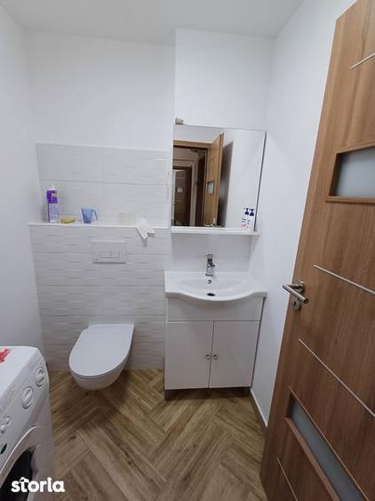 Inchiriez apartament 3 camere - 5