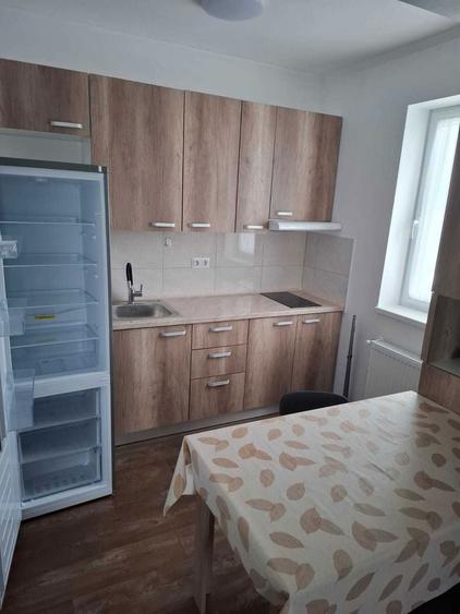 Inchiriez garsoniera zona Kaufland, Carrefour, Therme, aeroport - 3