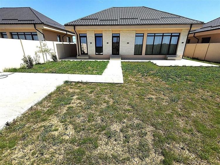 Casa individuala Prima inchiriere Pompa de caldura incalzire in pardoseala - 1