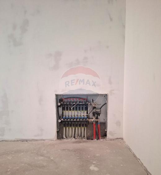 Casa / Vila la gri aproape gata sa devina acasa ! - 7