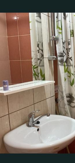 Garsoniera moderna- toate dotarile- Uzina 2 - 3