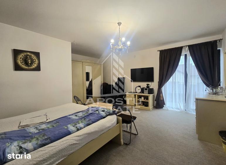 Casă cu 7 camere cu Teren 520 Mp în Șag