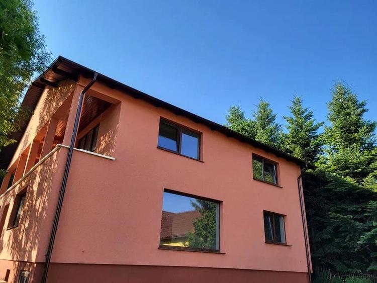 Casa 2025, Constructie Solida cu Demisol si Gradina, Bunloc - 2