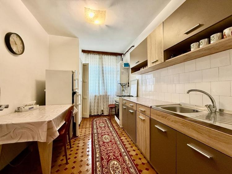 Apartament 2 camere de vanzare centru Constanta, etaj 3/4 - 8