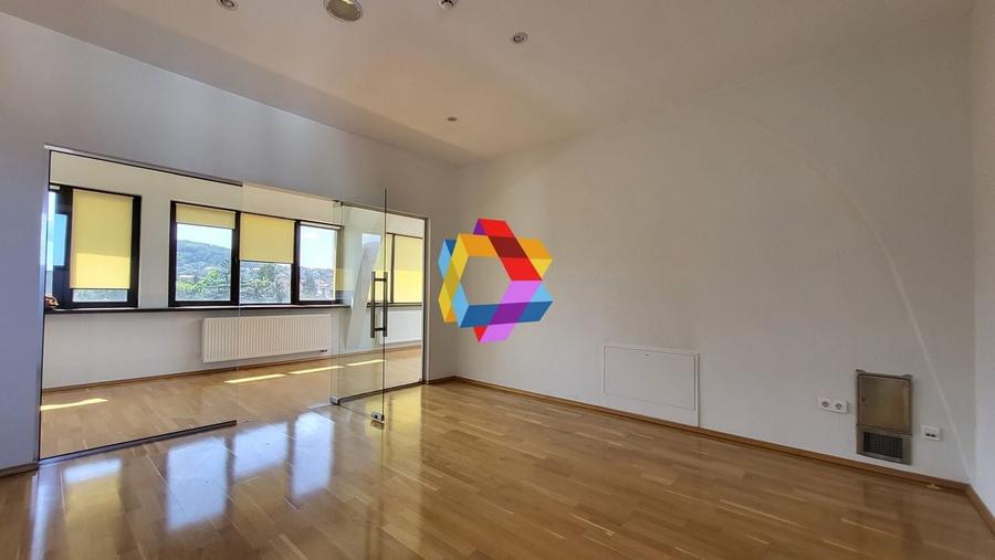 Spatiu de birouri - 1950 mp # plus-imo.ro - 12