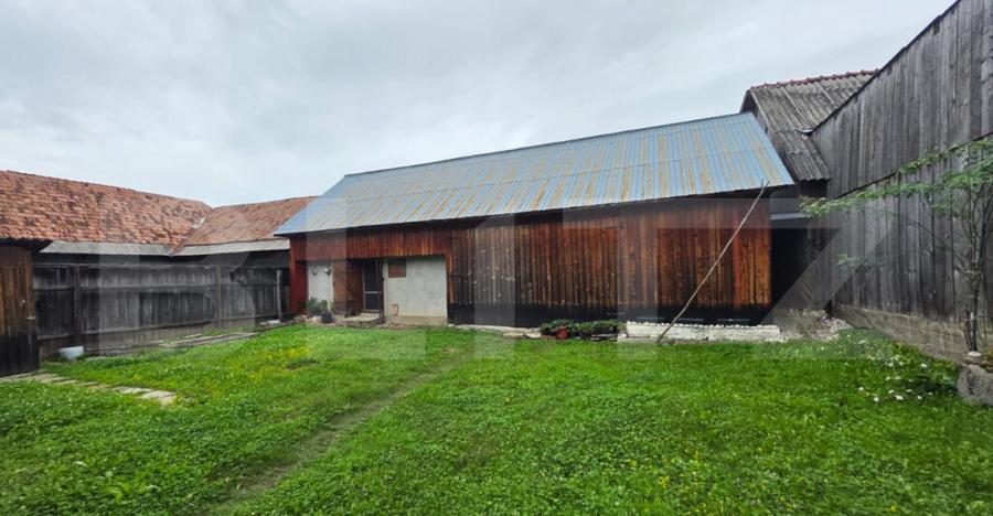 Casa de vanzare, cu 4 camere, 80 mp, satul Dorolea - 6