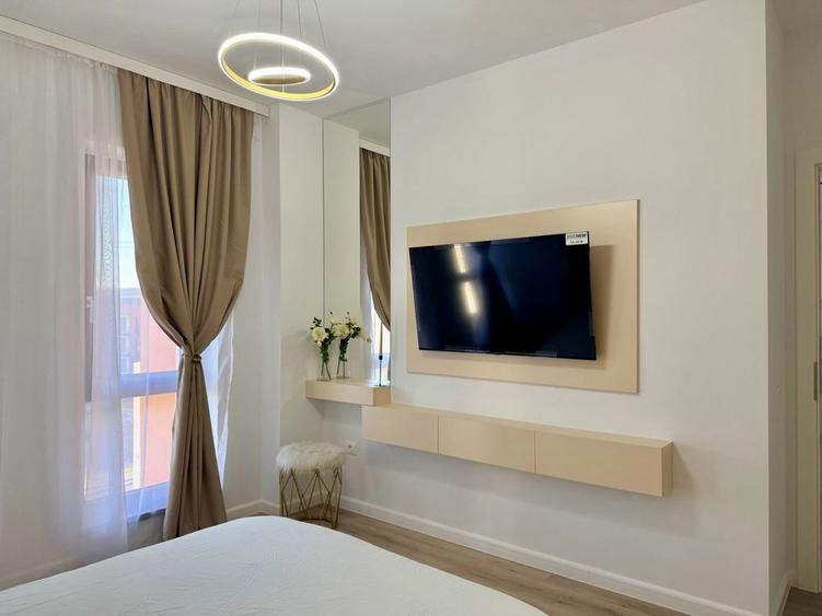 Proprietar vand **Apartament 2 camere Lux** - 1