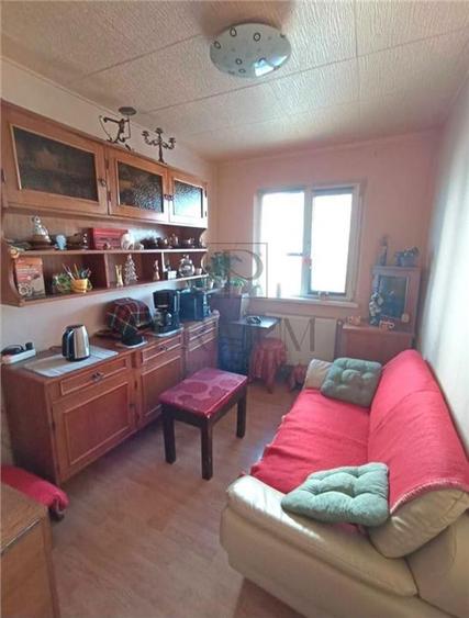 DACIA - 4 CAM - BOXA - CENTRALA/AC - ZONA EXCELENTA- - 6