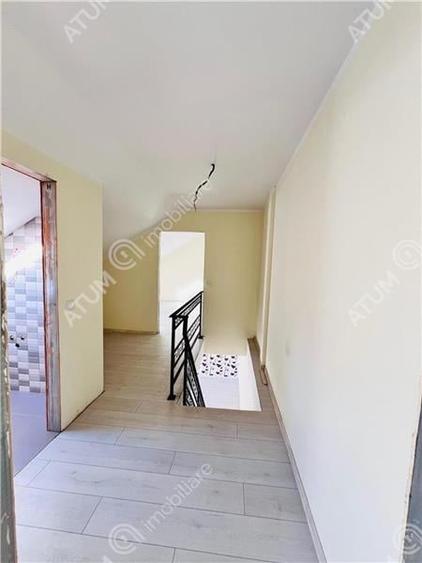 Apartament cu 3 camere 2 bai si balcon in zona Rahovei din Sibiu - 15