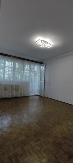 Apartament cu 2 camere decomandat în Eroii Revoluției