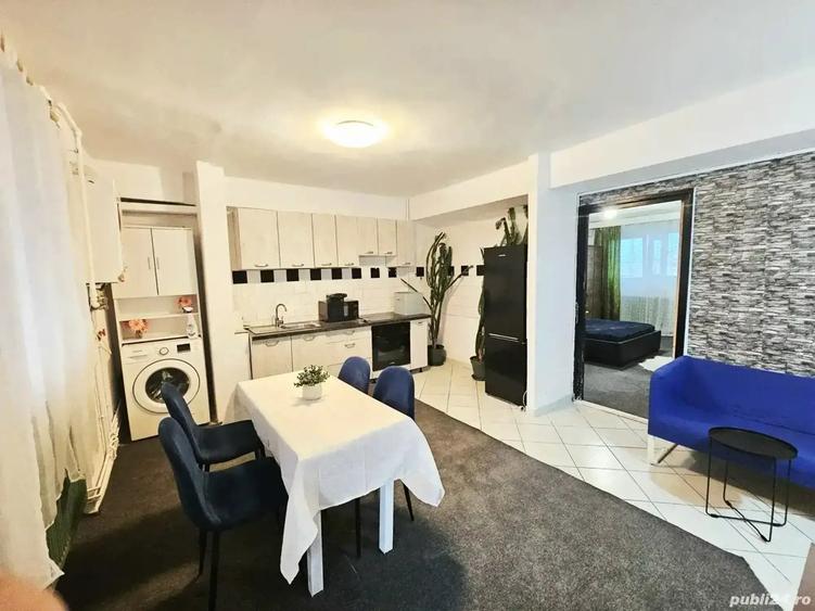 vand apartament decomandat,3 camere, Piata Marasti,Cluj - 1