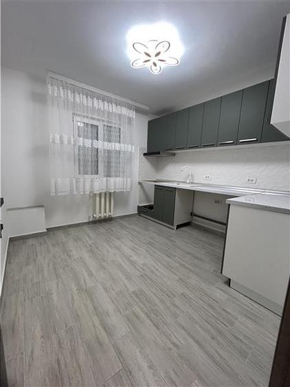 Garsoniera complet renovata, zona Palas - 3