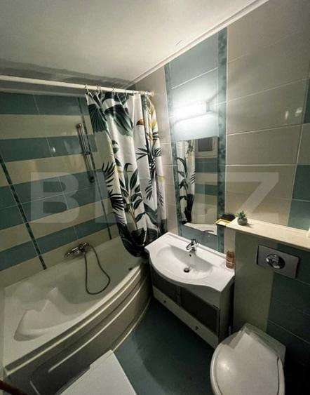 Apartament 3 camere, 75 mp, zona Nicolina - 8