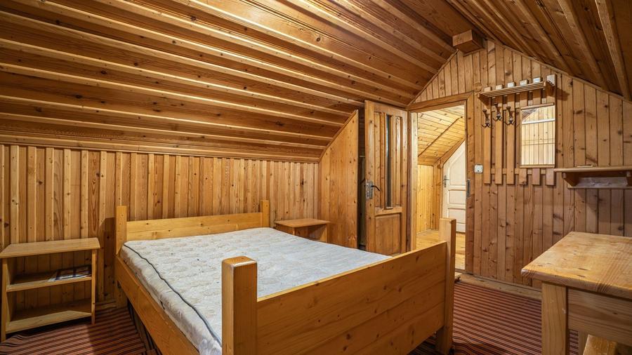 Proprietate cu potențial, 2 case și teren generos, Bran – Predelut - 14