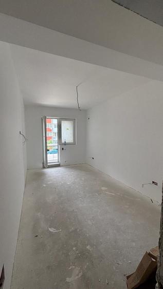 Studio spațios – 53,66 mp – 15 minute de metrou Berceni - 5