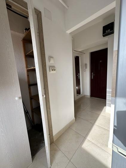 Apartament cu o camera de inchiriat - 3