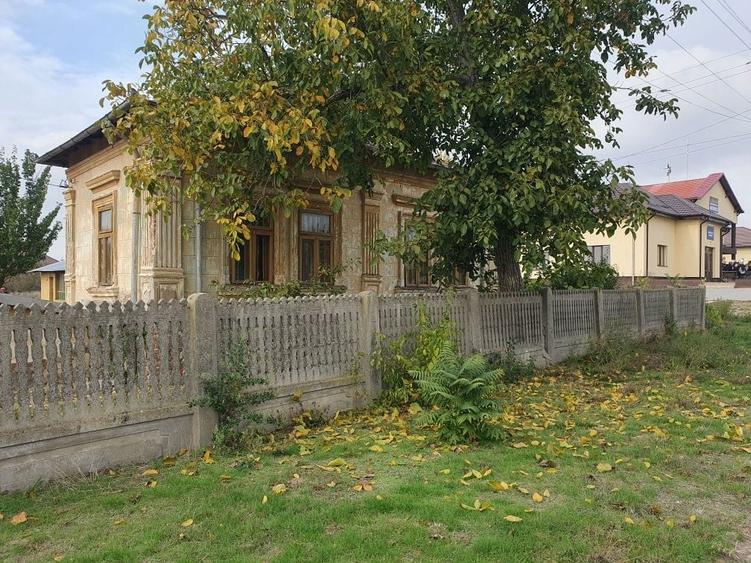 Casa de vanzare in Bratovoesti - 4