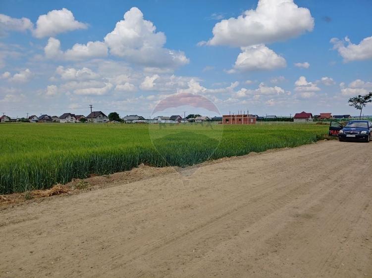 Teren intravilan 6,600mp Dumbraveni / Strada Principala spre Veresti - 9