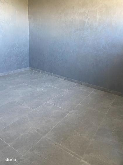 Apartament cu 4 camere în Boldești