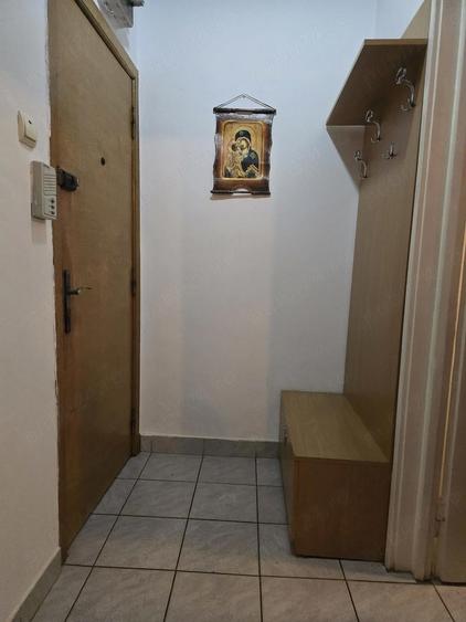Apartament cu 2 camere zona Centrala Take Ionescu etaj 3 amenajat centrala proprie - 1