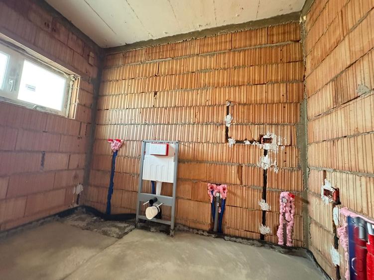 Duplex pe parter langa Carrefour toate utilitatile - 9