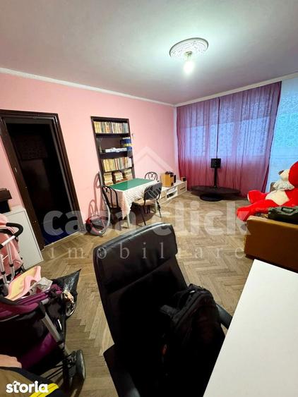 Etaj 1, bloc fara risc seismic 2 camere ?iglina 1 - 6