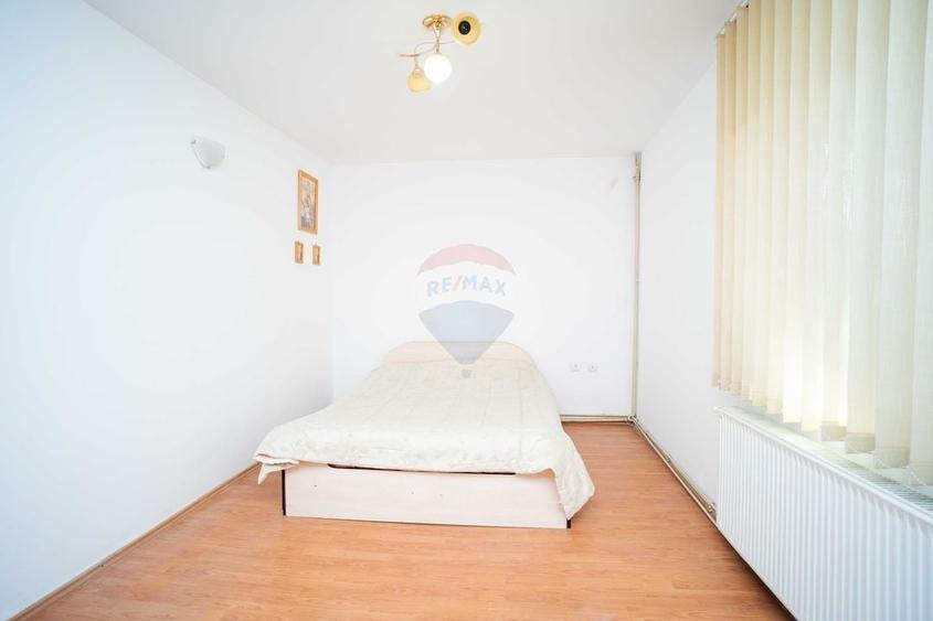 Casă / Vilă de vânzare 250mp, cu Teren 1560mp - Tomesti, Chicerea DN28 - 6