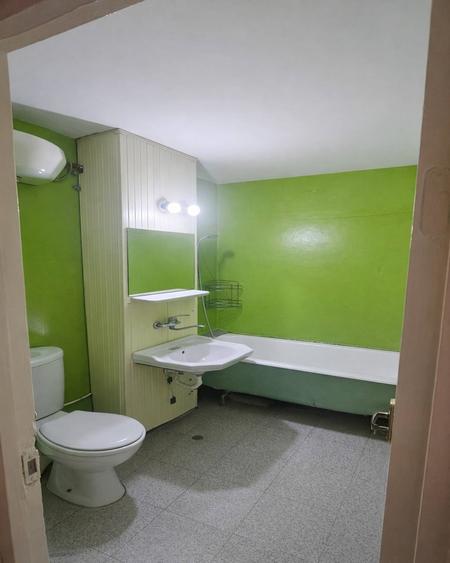 Apartament cu 4 camere decomandate, confort I, 80mp, etaj 1, finisat, cu 2 bai si 2 balcoane - 1