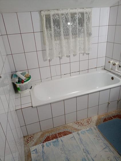 Casă cu 4 camere în Schela
