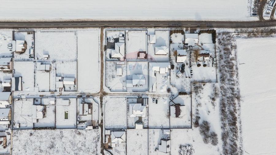 COMISION 0%| Casă individuală | 2 garaje | 192 mp utili | 847 mp teren - 49