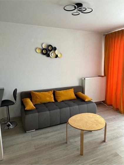 Apartament cu 2 camere decomandat în Exterior Vest