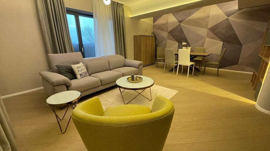 Apartament cu 3 camere decomandat, mobilat în Cotroceni