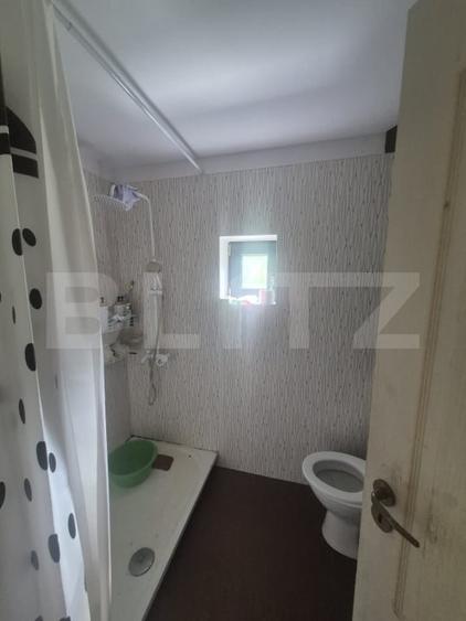 Casă individuală cu 1 camere cu Teren 1400 Mp în Râșca