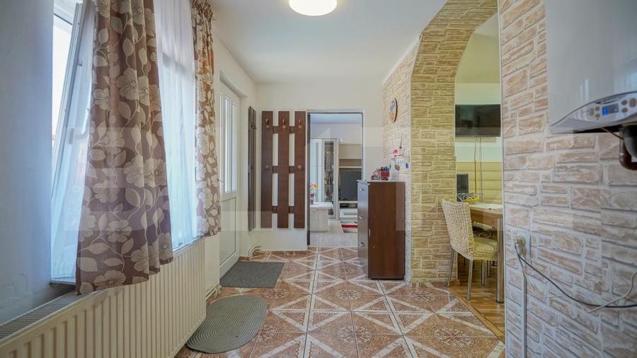 Casa cu 7 camere, 150 mp utili, garaj si curte amenajata, zona Craiter - 6