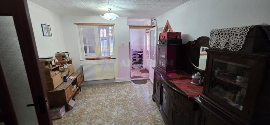 Casa de vanzare cu 5 camere in Mislea - 14
