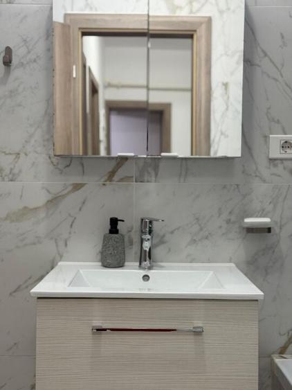 2 Camere Decomandat Mobilat Utilat Metrou - 11