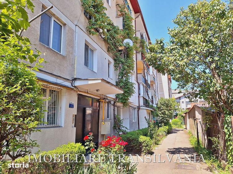 Ap. 4 camere etajul 2, Andrei Muresanu, zona Lama - 1