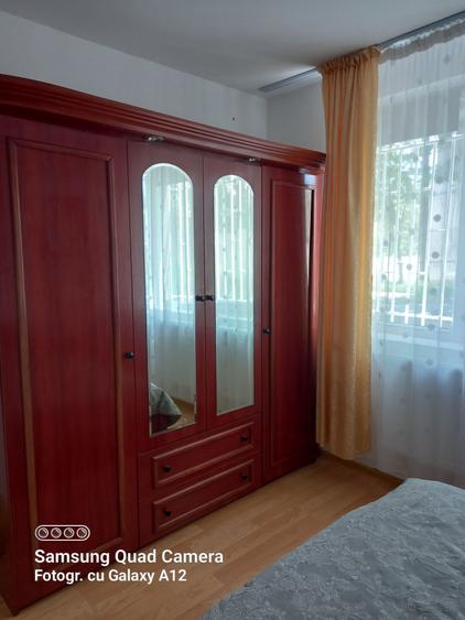 Ofer pentru inchiriere apartament 2 camere - 3